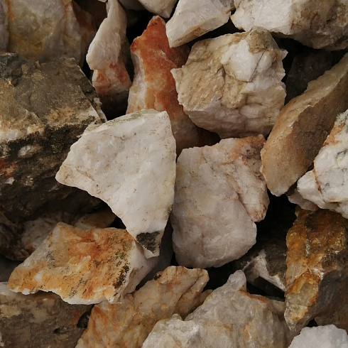 фото Кварц ( фр. 70-100 мм)  купить в Электростали в интернет-портале КАМЕНЬ КЛУБ