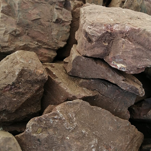 фото Яшма красная  (фр. 70-100 мм)  купить в Электростали в интернет-портале КАМЕНЬ КЛУБ