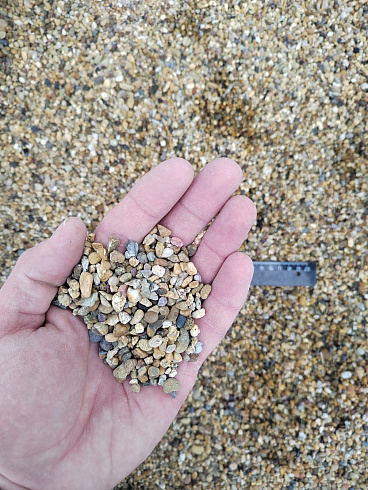 Галька речная окат (рыжая) фр.3-5 мм купить в Электростали 