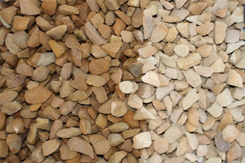 Kamenclub.ru: Щебень крошка желтый (песчаник) фр. 20-40 мм.  купить в Электростали песчаник бежевый рыжий каменная крошка песчаника 9500 руб/т   фото КАМЕНЬ КЛУБ