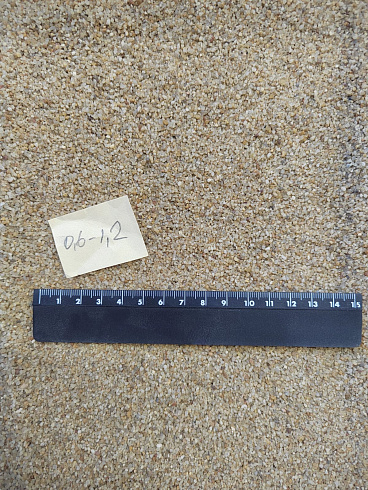 Кварцевый песок для площадок фр. 0,6-1,2 мм.  купить в Электростали фото Камень Клуб