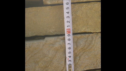 Kamenclub.ru: Песчаник пластушка желтый с рисунком (4-6 см)  купить в Электростали плитняк пластушка желтый с рисунком песчаник 9 000 руб/м3   фото КАМЕНЬ КЛУБ