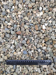 Kamenclub.ru: Галька речная окат (серая) фр.10-20 мм купить  в Электростали галька речная серая, серый, темно-серый, светло-серый, коричневый ландшафтная декоративная речная окатанная округлая галька 5000 руб/т   фото КАМЕНЬ КЛУБ