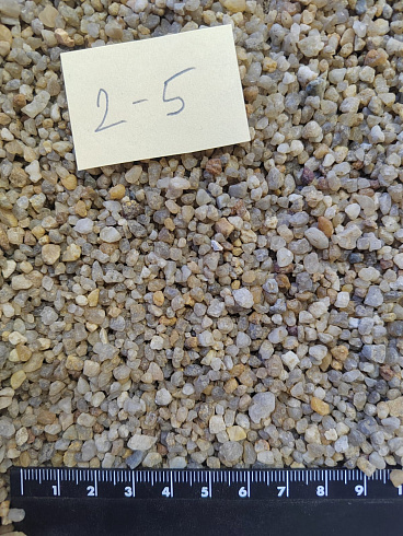 Кварцевый песок для площадок фр. 2-5 мм.  купить в Электростали фото Камень Клуб